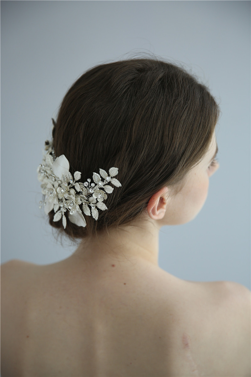Flower Women Jewelry Rhinestones Wedding Accessory Triangle Hair Comb