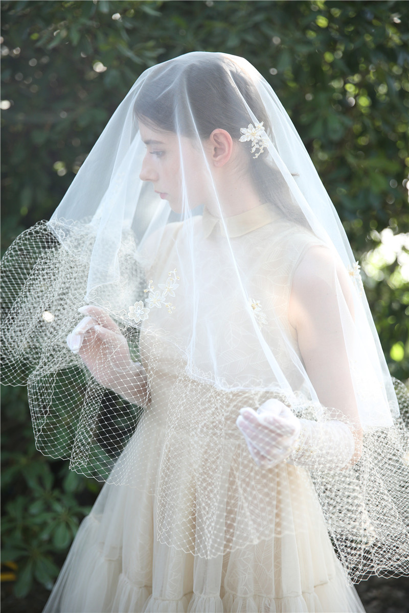 China Factory Cheap Price Fashion Beautiful Design Wedding Bridal Veils