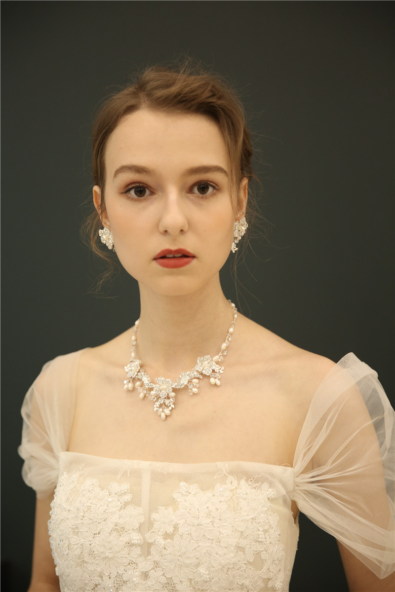 Elegant Silver Freshwater Pearl Wedding Bridal Necklaces Earrings Set