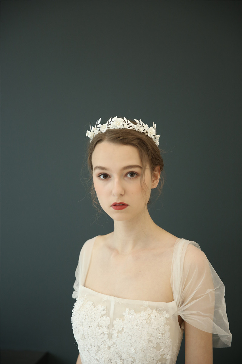 White Flower Fashional Rhinestone Tiara Crystal Bridal Wedding Crown