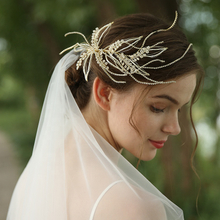 Beautiful Handwork Unique Style Gold Wedding Rhinestone Hair Clip